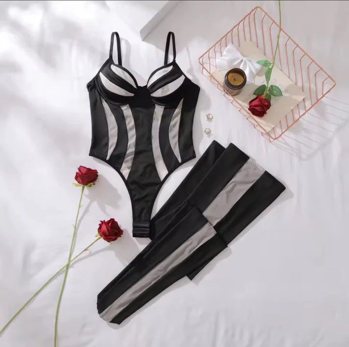 İvory - Siyah Bodysuit ( Çorap Dahildir )
